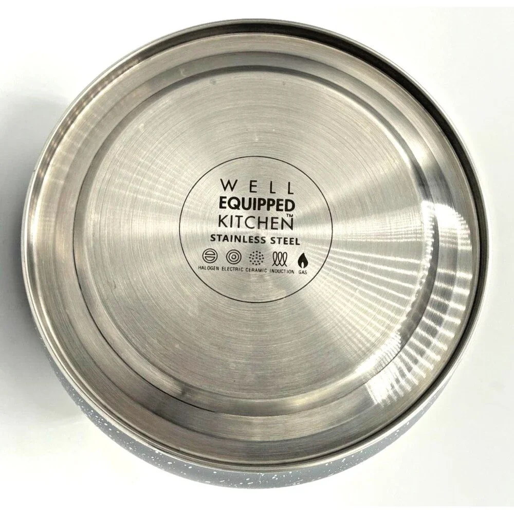 Well Equipped Kitchen Stainless Steel Tea Kettle Ergonomic Wood Rubber‎ Handle
